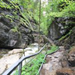 Tosende Wasserfälle in der Starzlachklamm bei Burgberg